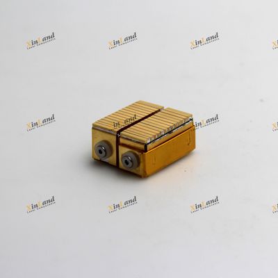 24bar 2400W 808nm 1064nm 755nm 940nm Diode Laser Stacks voor haarverwijdering en industrie Laser Diode Chip